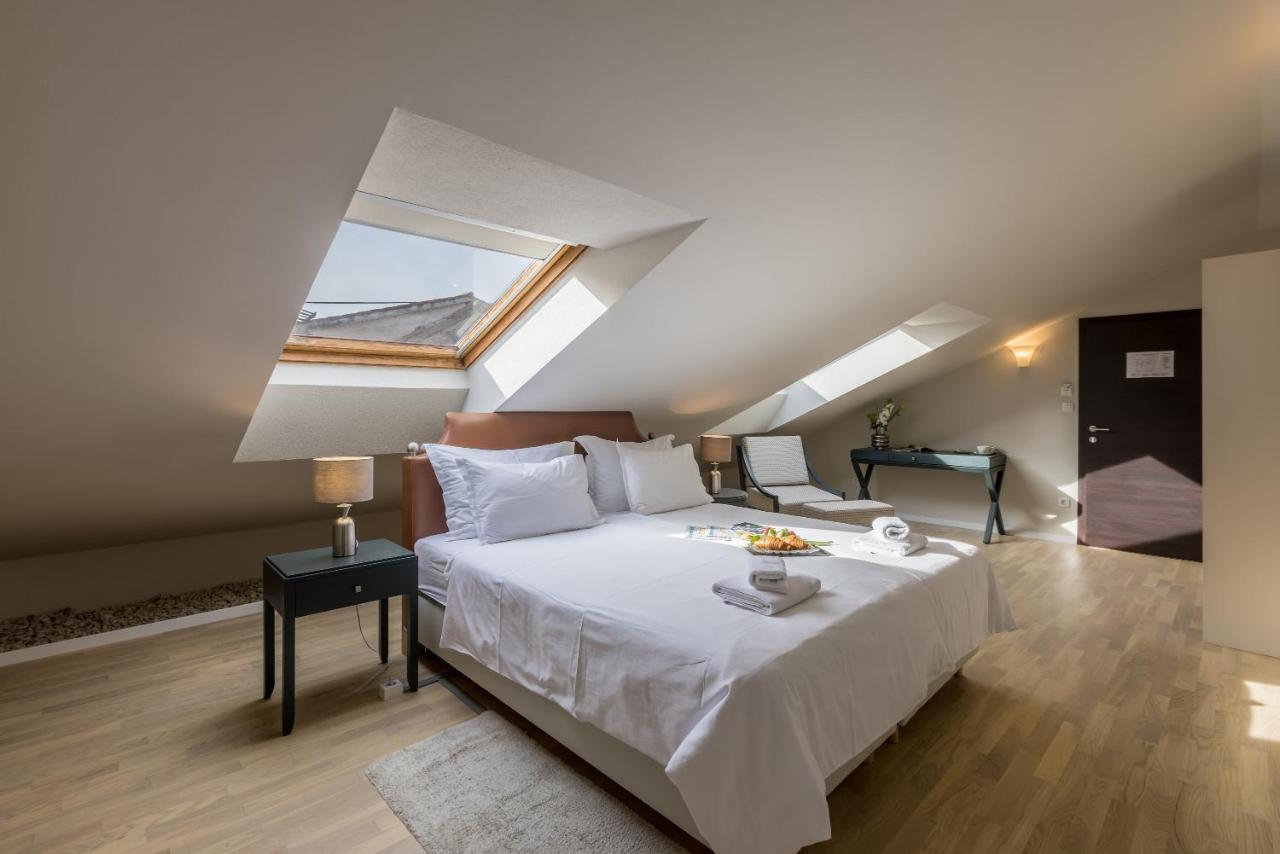 Leonis Restaurant & Rooms Split Bagian luar foto