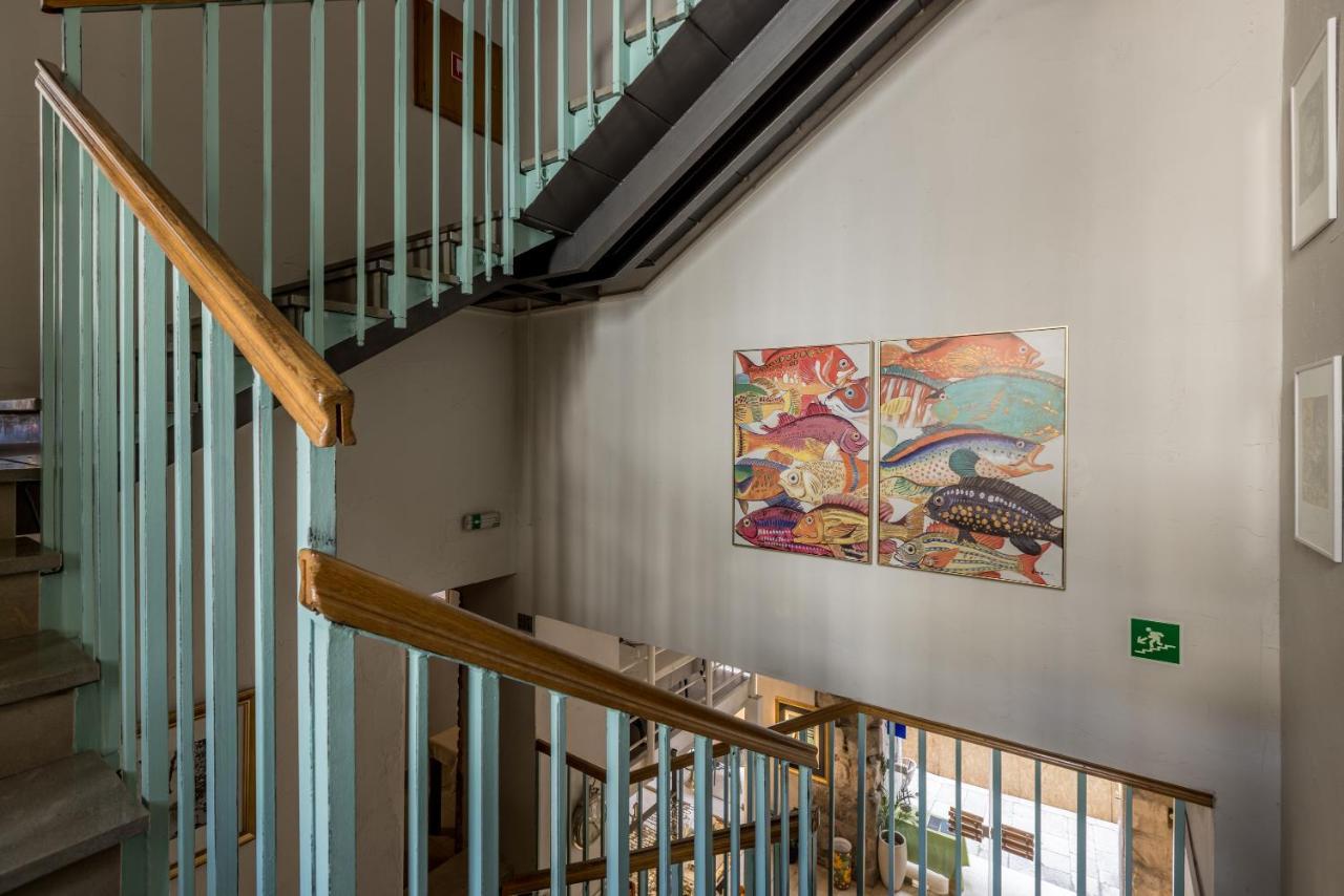 Leonis Restaurant & Rooms Split Bagian luar foto