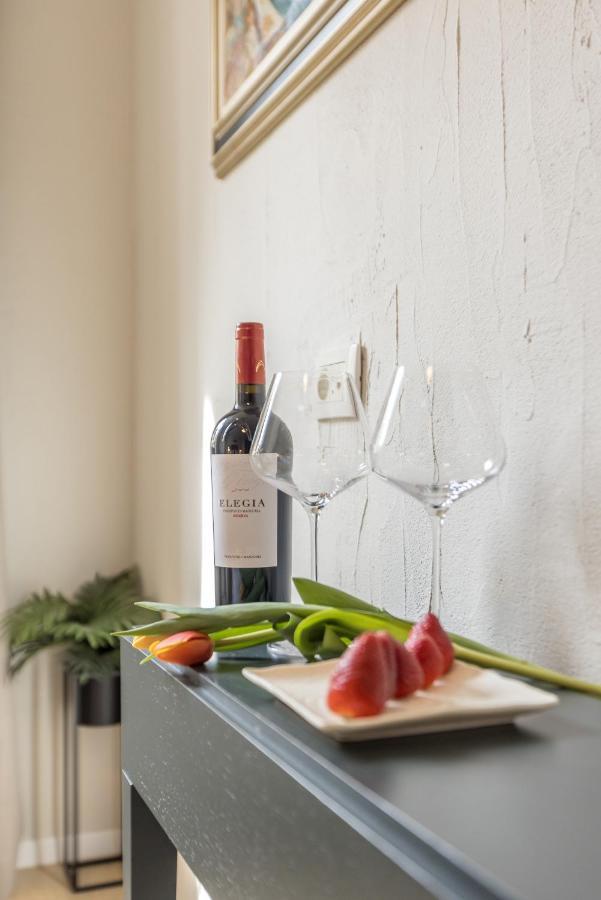 Leonis Restaurant & Rooms Split Bagian luar foto