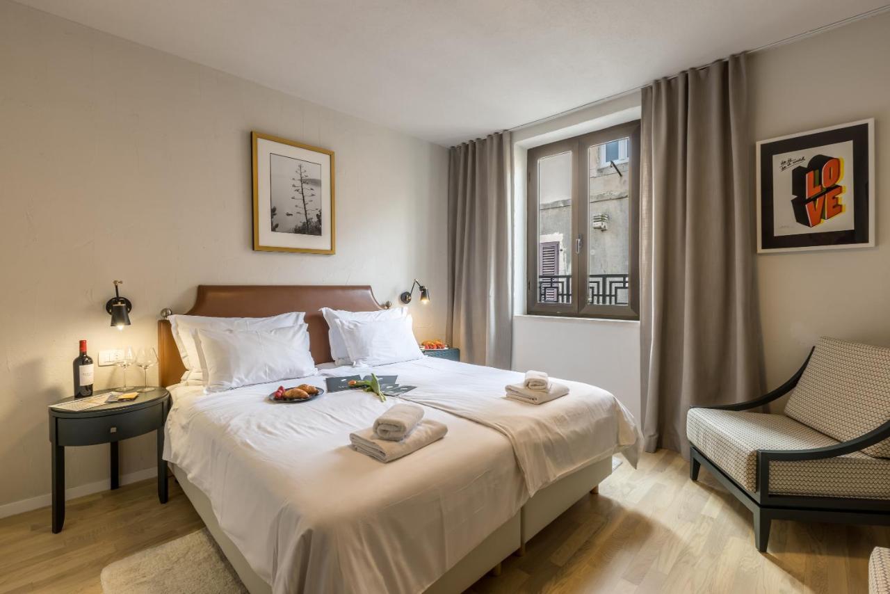 Leonis Restaurant & Rooms Split Bagian luar foto